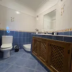 فيلة Oliva House
